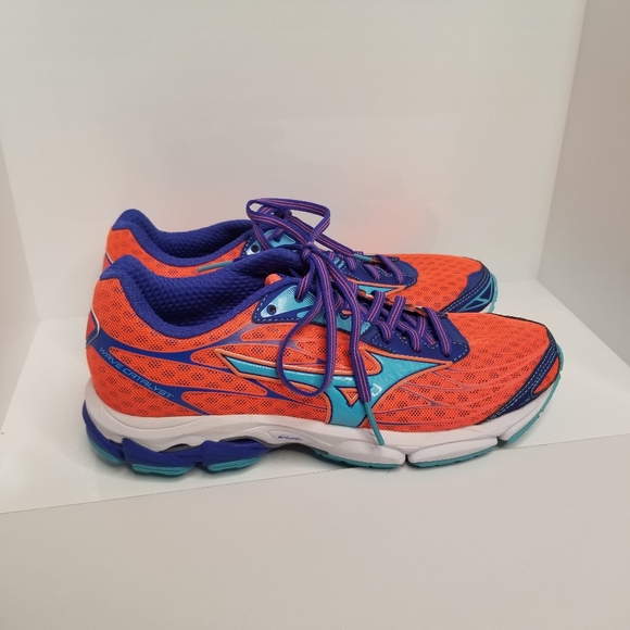 mizuno catalyst